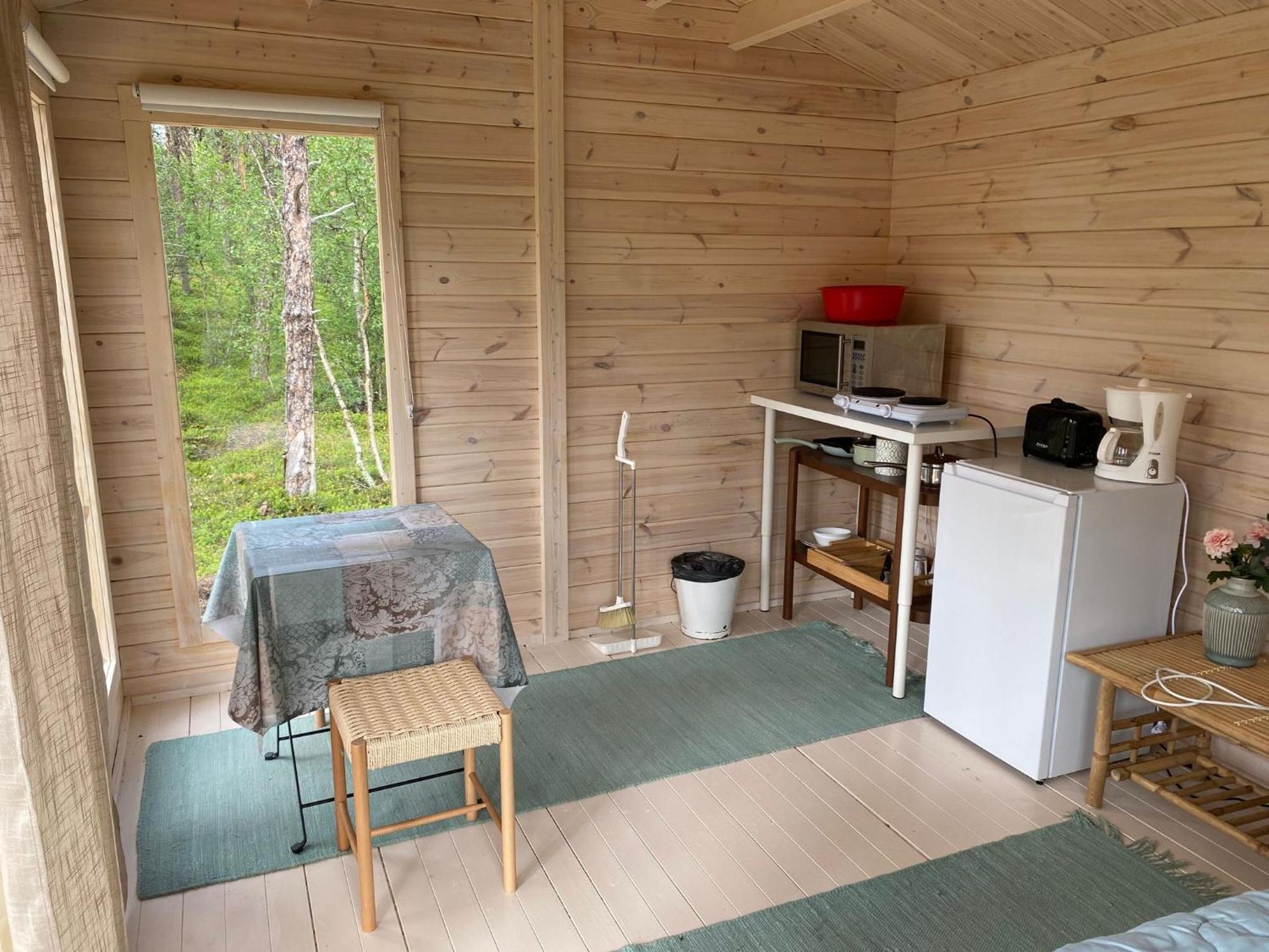 Lemmenjoen Lumo - Nature Experience & Accommodation Lemmenjoki 외부 사진