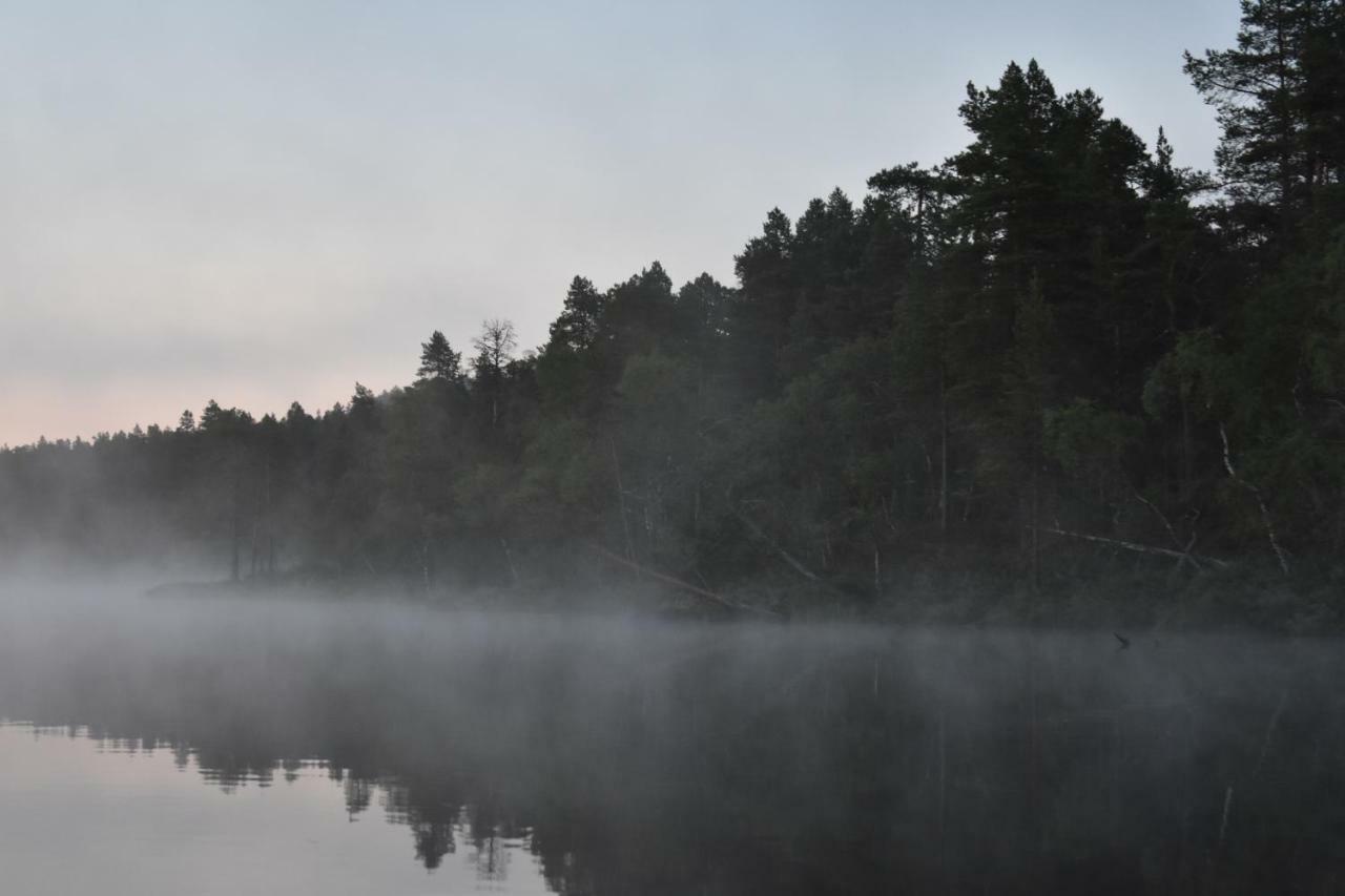Lemmenjoen Lumo - Nature Experience & Accommodation Lemmenjoki 외부 사진